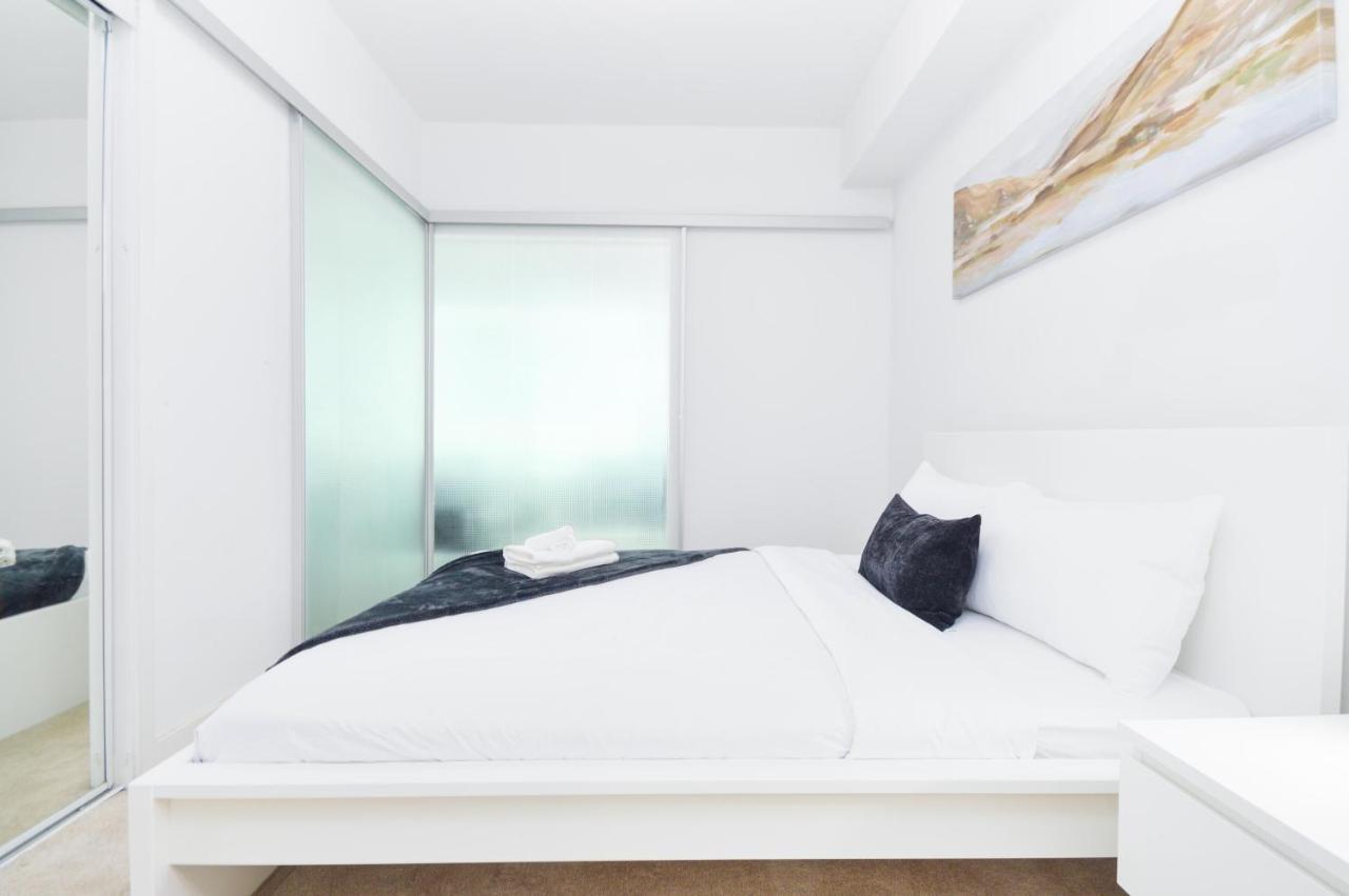 Downtown Toronto Condo Near Cn Tower, Mtcc, Rogers Center , Union Station Exterior photo