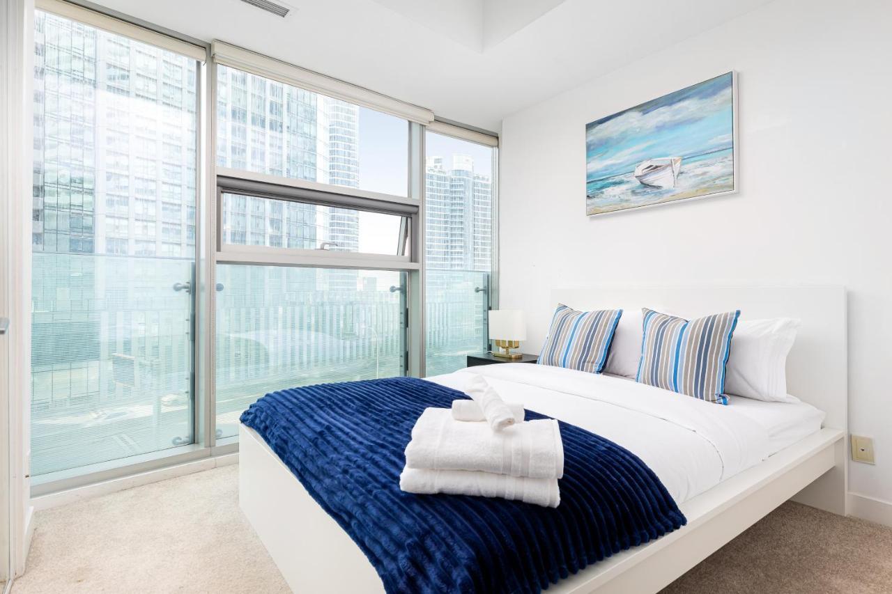 Downtown Toronto Condo Near Cn Tower, Mtcc, Rogers Center , Union Station Exterior photo
