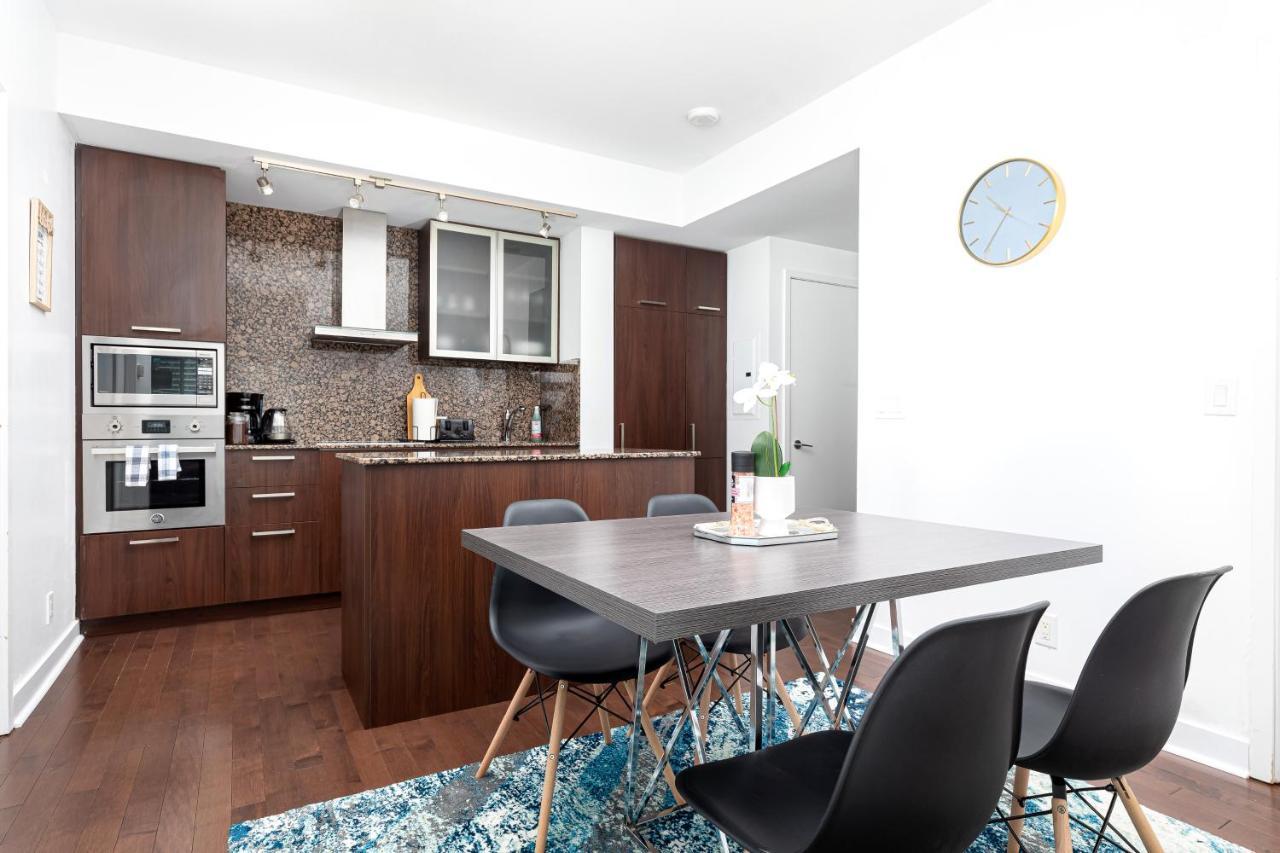 Downtown Toronto Condo Near Cn Tower, Mtcc, Rogers Center , Union Station Exterior photo